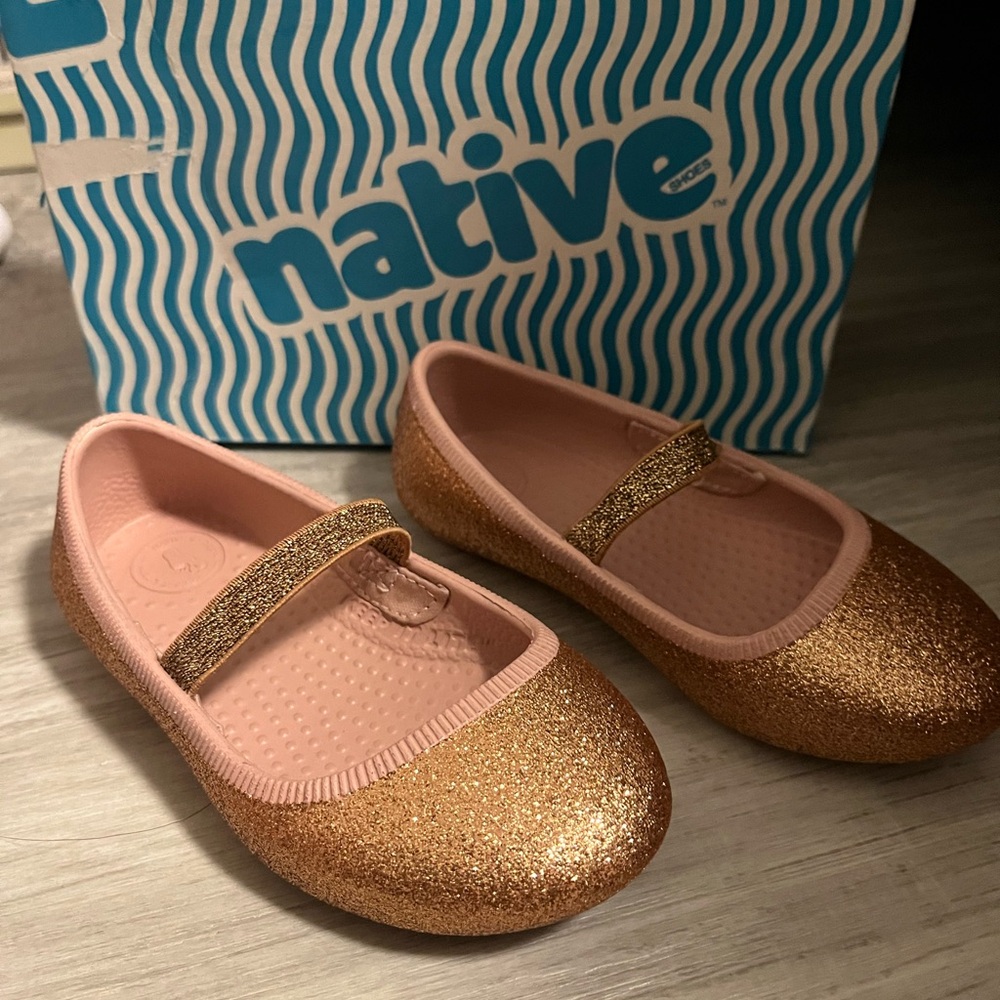 Native Margot Bling Rose Gold Toddler Shoes Size 7